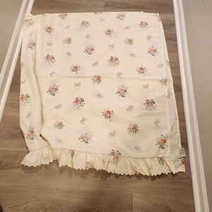 Vintage Croscill QUEEN FLAT SHEET Ruffled Border - Floral Motif Made USA 80"X90"